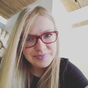 Meet your Posher, Rebecca